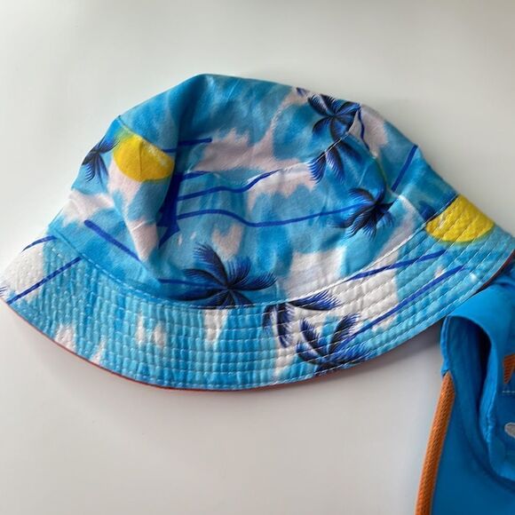 Bucket
hat and sun hat bundle. 2 children’s sun hats. Excellent condition. - Picture 5 of 5